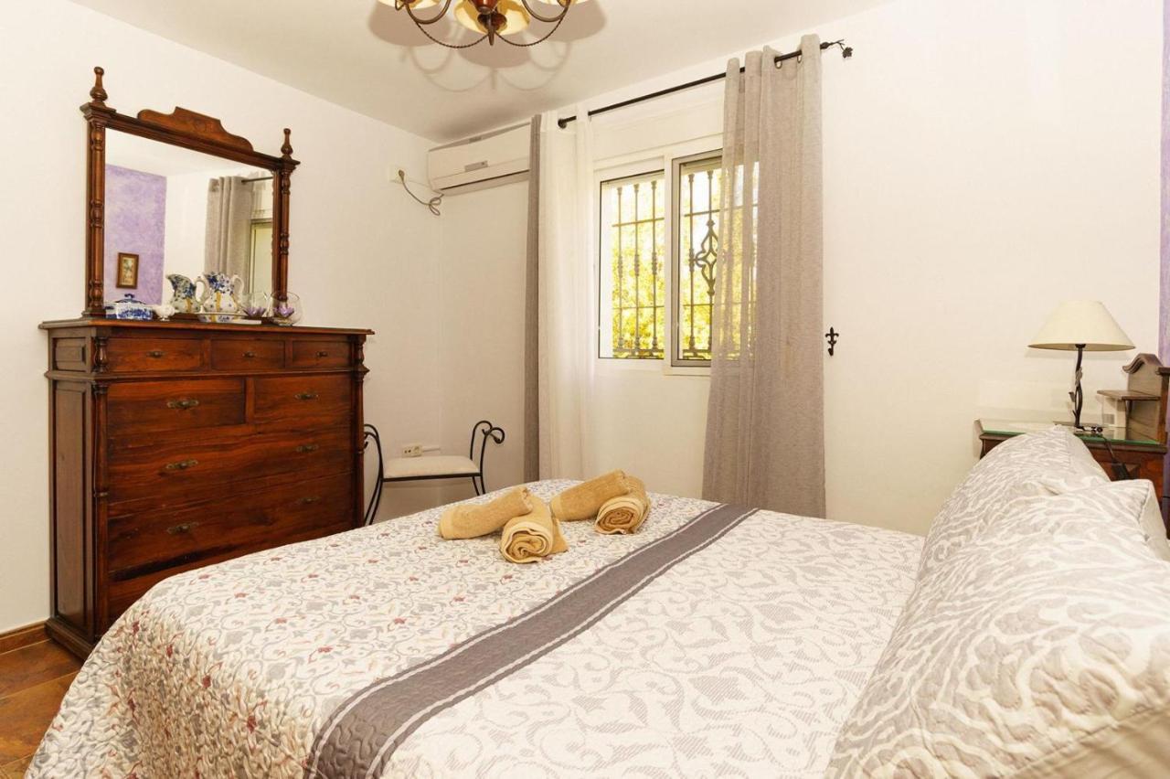 Villa Triana Нерха Екстериор снимка